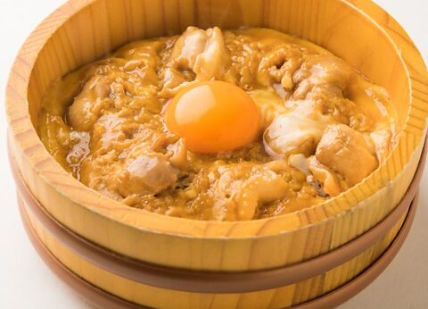 おすすめの名古屋コーチン料理は？卵4つ使用の絶品親子丼が見逃せない