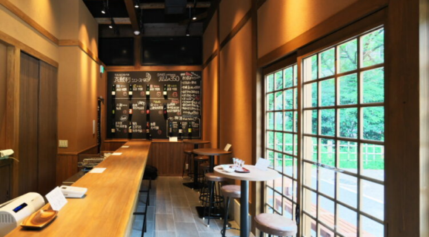 金シャチ横丁「十代目儀助」で堪能する名古屋の地酒